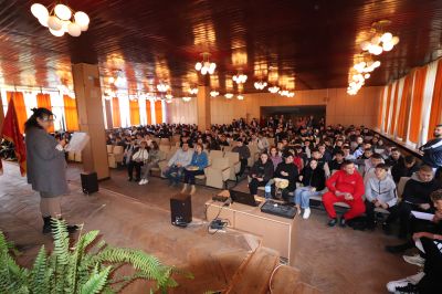 Поредица инициативи за Деня на народните будители в ПГ по транспорт и транспортен мениджмънт - Казанлък