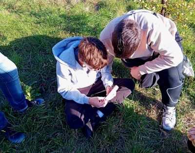 Съвместна инициатива на НЧ „Светлина–1861“, гр. Шипка и ОУ „Чудомир“ – Казанлък по повод Деня на народните будители