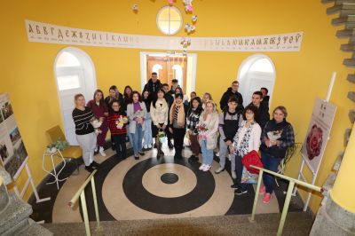 Поредица инициативи за Деня на народните будители в ПГ по транспорт и транспортен мениджмънт - Казанлък