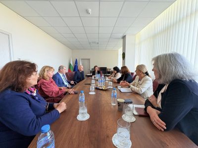 Кметът Галина Стоянова се срещна с ръководствата на Бургаския държавен университет и Тракийския университет