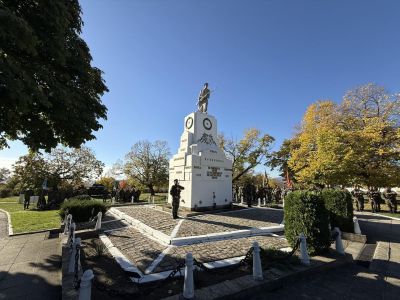 Казанлък и Карлово почетоха загиналите воини с военен ритуал - панихида на Архангелова задушница