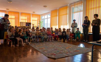 ПГЛПТ и ДГ „Роза“, гр.Шипка със съвместно събитие под надслов „Молбата на книгата“ 