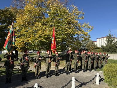 Казанлък и Карлово почетоха загиналите воини с военен ритуал - панихида на Архангелова задушница