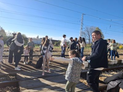 Малчуганите от ДГ „Юрий Гагарин“ – Казанлък, посетиха Карлово по повод Деня на народните будители