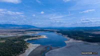 Повече вода в „Копринка“ и „Жребчево“: Язовирите бавно възстановяват водните си обеми / Новини от Казанлък