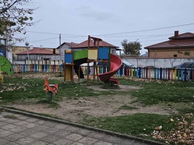 Община Гурково започва ремонт на най-голямата детска площадка в града / Новини от Казанлък