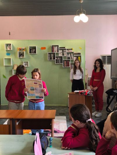 “Стъпала на знанието“ – поредна инициатива на 11. а клас от ПГЛПТ в рамките на проект „Иновативно училище: Работа с институции“