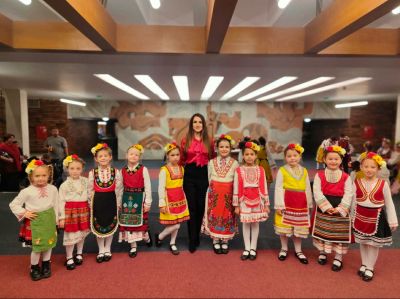 ВГ “Пеещи звънчета” донесоха на Казанлък престижни награди от националния конкурс “Славеи пеят край Сливен” / Новини от Казанлък