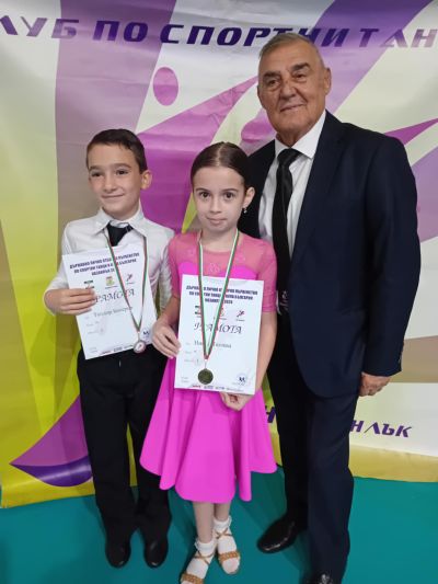 КСТ „Роза“ триумфира с множество отличия на Държавно лично отборно първенство в Казанлък