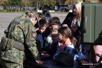 Ден на отворените врати във военното формирование в Казанлък