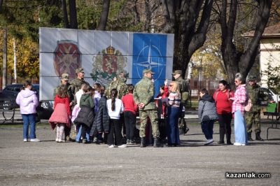 Ден на отворените врати във военното формирование в Казанлък