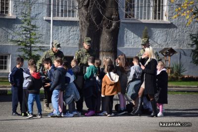 Ден на отворените врати във военното формирование в Казанлък