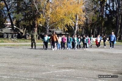 Ден на отворените врати във военното формирование в Казанлък
