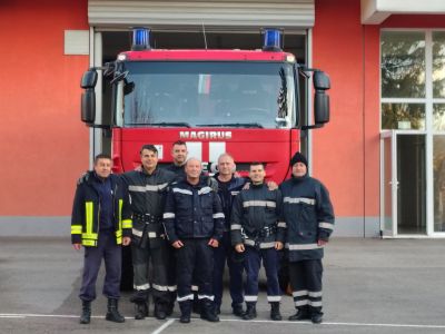 След 37 години служба в РСПБЗН - Казанлък мл. инспектор Здравко Иванов се пенсионира