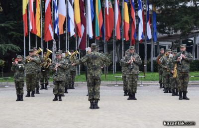 Военният духов оркестър с концерт в Казанлък 