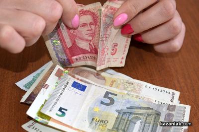 Министър Гуцанов: Минималната работна заплата е определена по закон – 620 евро или 1213 лева / Новини от Казанлък