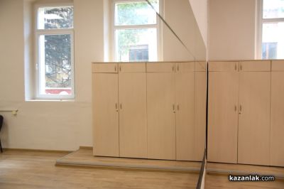 Обновената сграда на НЧ „Възродена Искра – 2000“ в Казанлък отвори официално врати