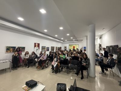 Общинска библиотека „Искра“ - Казанлък връчи годишните си награди  / Новини от Казанлък