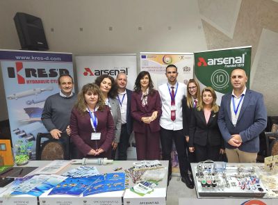 ПГ „Иван Хаджиенов“ представи своя модел за успешно дуално обучение на форума „Парад на професиите“ в Стара Загора / Новини от Казанлък