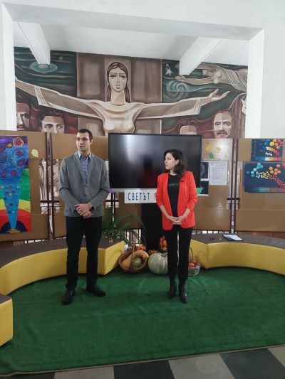 Ученици и учители от ПХГ „Св. Св. Кирил и Методий“ отбелязаха Деня на здравословното хранене с богата програма