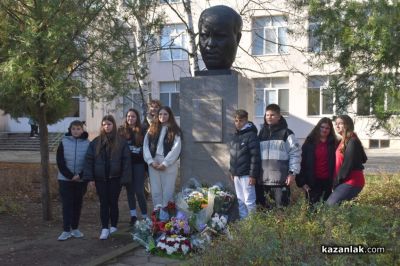 С поклон пред великия композитор, Казанлък отбеляза годишнината от рождението на Петко Стайнов