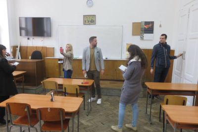 Представители на Националния доверителен екофонд осъществиха работна визита в Хуманитарната гимназия в Казанлък 