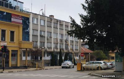 Полицията в Казанлък разследва серия от кражби в града  / Новини от Казанлък