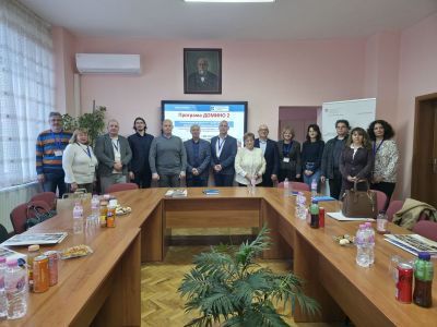 ПГ „Иван Хаджиенов“ домакин на първата работна среща от проекта за дуално обучение DOMINO 2  / Новини от Казанлък