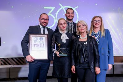 Гранд Резорт Павел Баня спечели наградата за най-добър петзвезден балнеолечебен хотел на 2025 г. / Новини от Казанлък