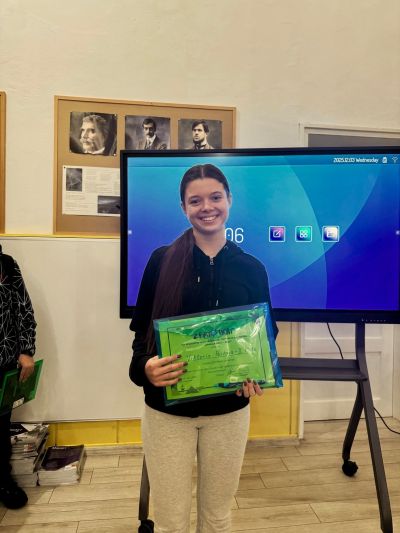 В Хуманитарната гимназия изпитаха знанията си по немски език със състезание