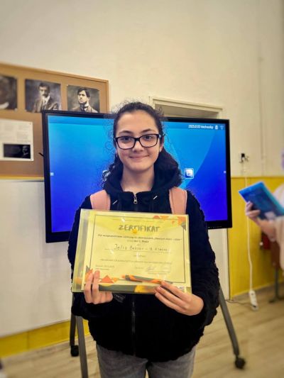 В Хуманитарната гимназия изпитаха знанията си по немски език със състезание