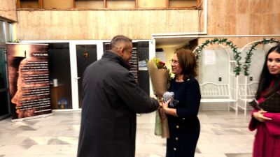 Препълнена зала и силно послание: Премиера на филма “Социално силните“ в Казанлък 