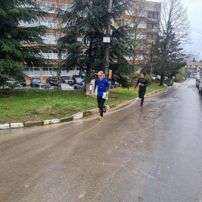 Никулденско бягане 2025 събра над 110 участници в ПГ по транспорт и транспортен мениджмънт гр. Казанлък