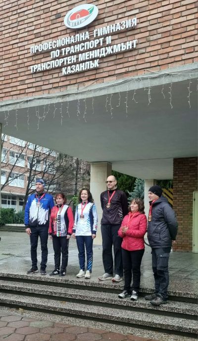 Никулденско бягане 2025 събра над 110 участници в ПГ по транспорт и транспортен мениджмънт гр. Казанлък