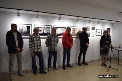 Осми салон на казанлъшките фотографи 