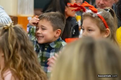 Децата на „М+С Хидравлик“ АД отново получиха подаръците си от Дядо Коледа