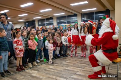 Децата на „М+С Хидравлик“ АД отново получиха подаръците си от Дядо Коледа