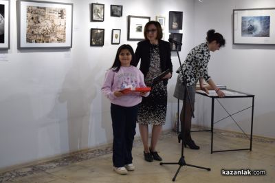 Осми салон на казанлъшките фотографи 