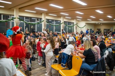 Децата на „М+С Хидравлик“ АД отново получиха подаръците си от Дядо Коледа