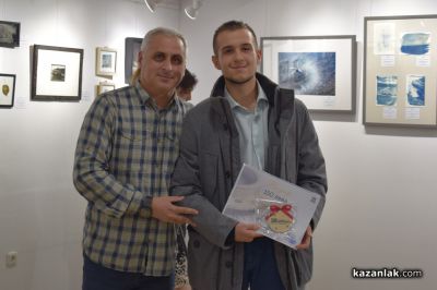 Осми салон на казанлъшките фотографи 