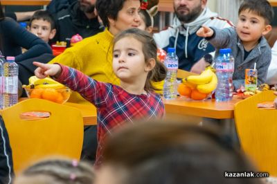 Децата на „М+С Хидравлик“ АД отново получиха подаръците си от Дядо Коледа