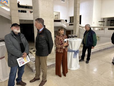 Изложбата “Спомени“ на Добромир Манев оживи Художествената галерия