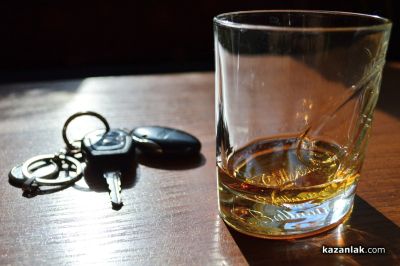 Шофьор заловен пиян зад волана на товарен автомобил в Казанлък, влиза в затвора  / Новини от Казанлък