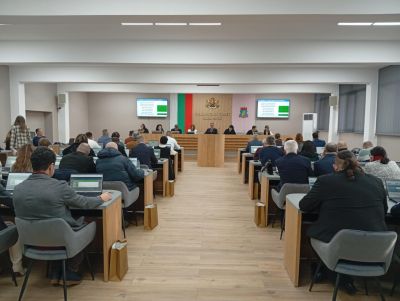 Общински съвет-Казанлък отложи новия начин за изчисляване на такса “Битови отпадъци“ с една година / Новини от Казанлък