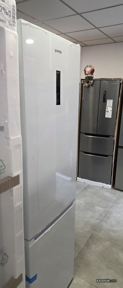 ХИТ цени на перални и хладилници само в Техно Демаркет