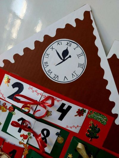 Коледни традиции от Германия представиха в часовете по немски език учениците от Хуманитарната гимназия в Казанлък 