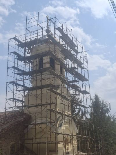 Църквата „Успение Богородично“ в Шипка засия с нов облик в навечерието на Коледа