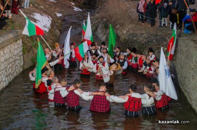 За десета година в град Шипка ще спасяват Богоявленския кръст / Новини от Казанлък