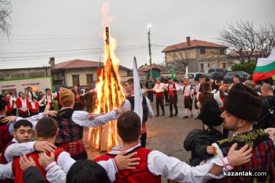 Шипка първа в страната отбеляза Богоявление: 18-годишният Лазар Даракчиев “спаси“ кръста