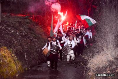 Шипка първа в страната отбеляза Богоявление: 18-годишният Лазар Даракчиев “спаси“ кръста